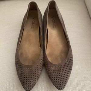 Taupe suede perforated vionics